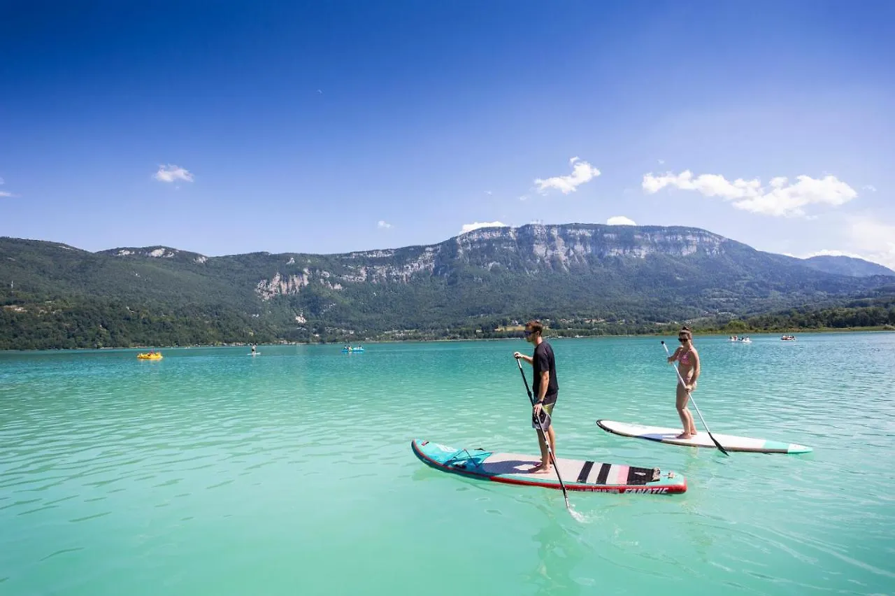 Huttopia Lac d'Aiguebelette Saint-Alban-de-Montbel