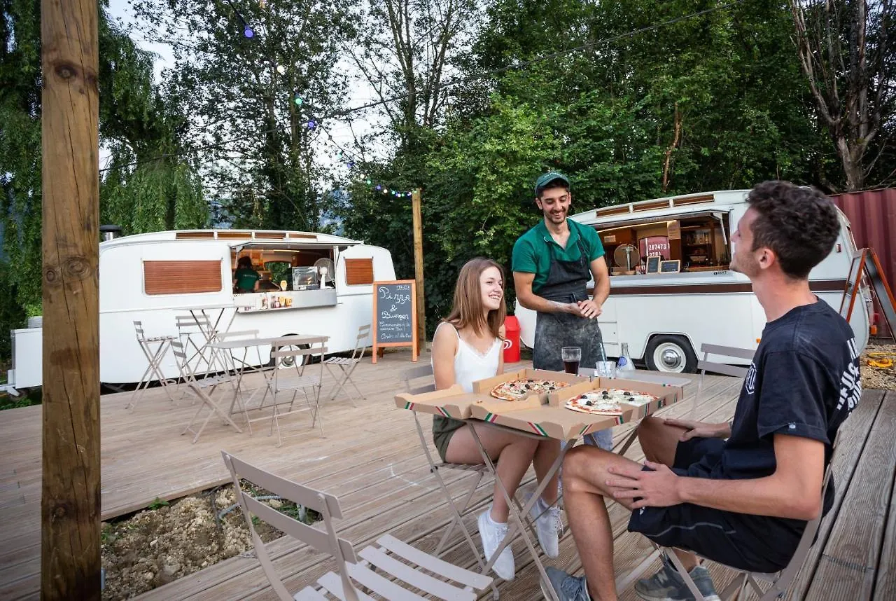 Huttopia Lac d'Aiguebelette Saint-Alban-de-Montbel